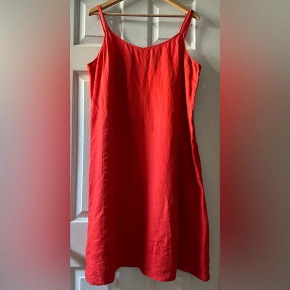 Eileen Fisher Elegant Red Sleeveless Dress - Picture 3 of 6
